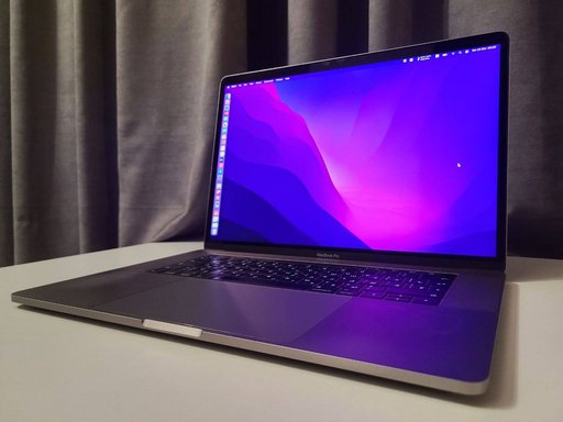 Ноутбук Apple MacBook Pro 15 2016 с новым аккумулятором