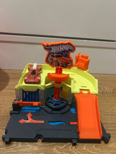 Hot Wheels City Pizza Slam Cobra Attack Playset