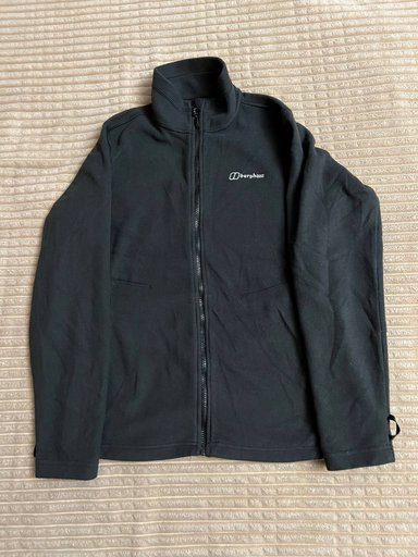 berghaus теплый оригинал в идеальном состоянии