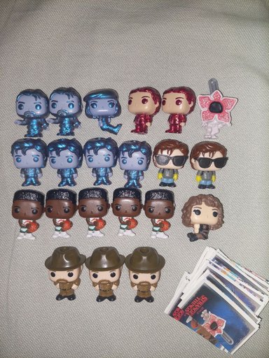 Повторки Kinder Joy Stranger Things