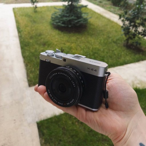 Fujifilm X-E4 + XF 27mm f/2.8 R WR