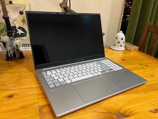 ASUS Vivobook Pro 15 OLED (2024) | Intel Core Ultra 9