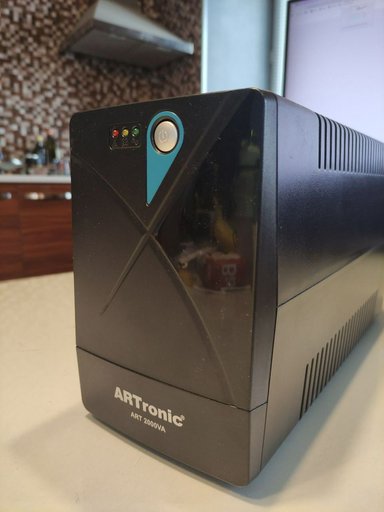 Источник бесперебойного питания ARTronic ART 2000VA