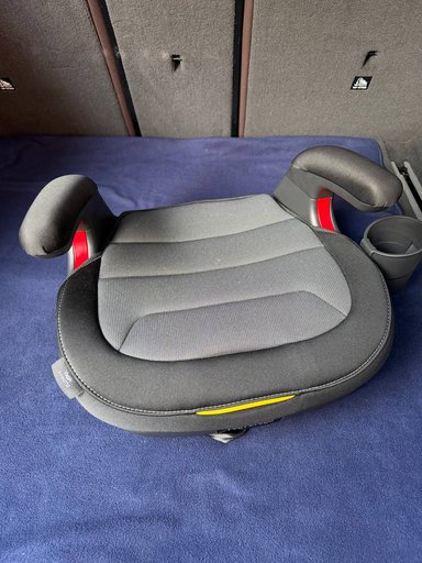 Детский бустер Peg Perego 15-36