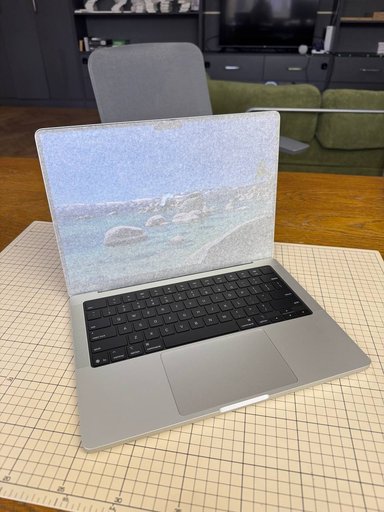 MacBook Pro (14-inch, 2025) USA