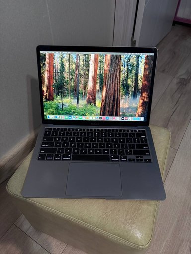 Macbook Air 2020 года i5 8/256GB