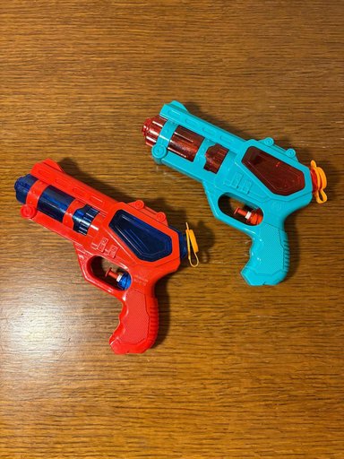 Водный пистолет (водяной бластер, стрелялка, water gun)