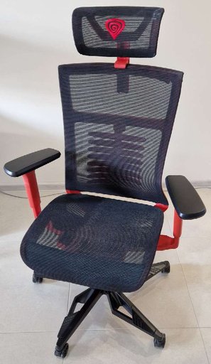 Genesis Astat 700 Red, рабочее кресло