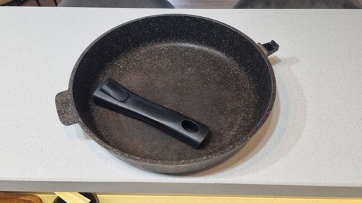 Сковорода, диаметр 28 см