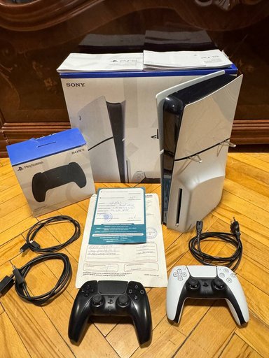 Playstation 5 Slim Disk Versia