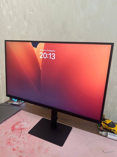 Samsung ViewFinity S8 (LS27A800N) — 27” 4K UHD, IPS