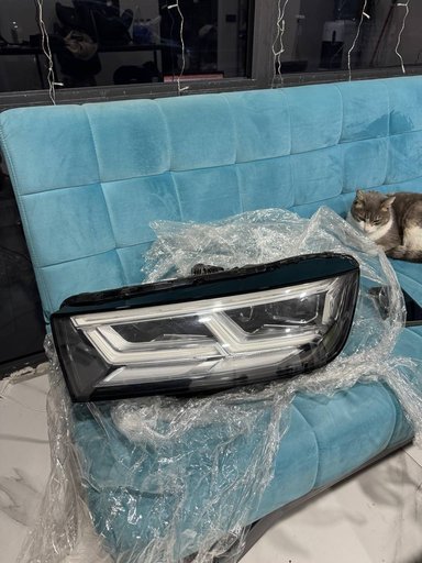 Левая передняя фара Audi q5 2020 года