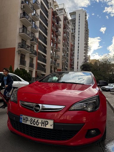 Opel Astra GTC J
